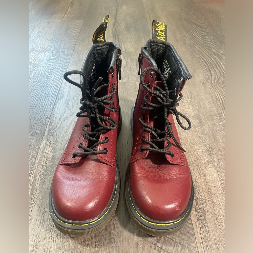 DR MARTENS Delaney Leather Girls Boots - Picture 3 of 7